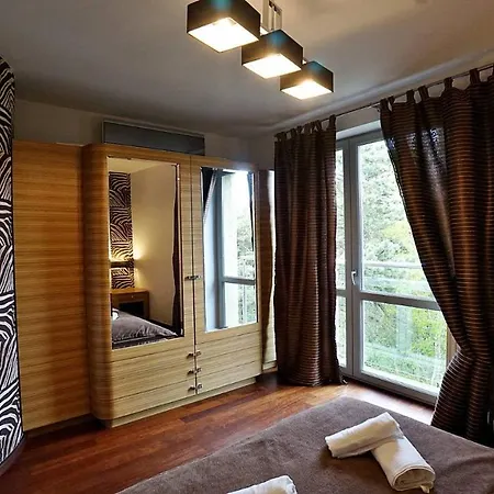 Apartament Willa Ziemia Z Tarasem Na Dachu Apartament *